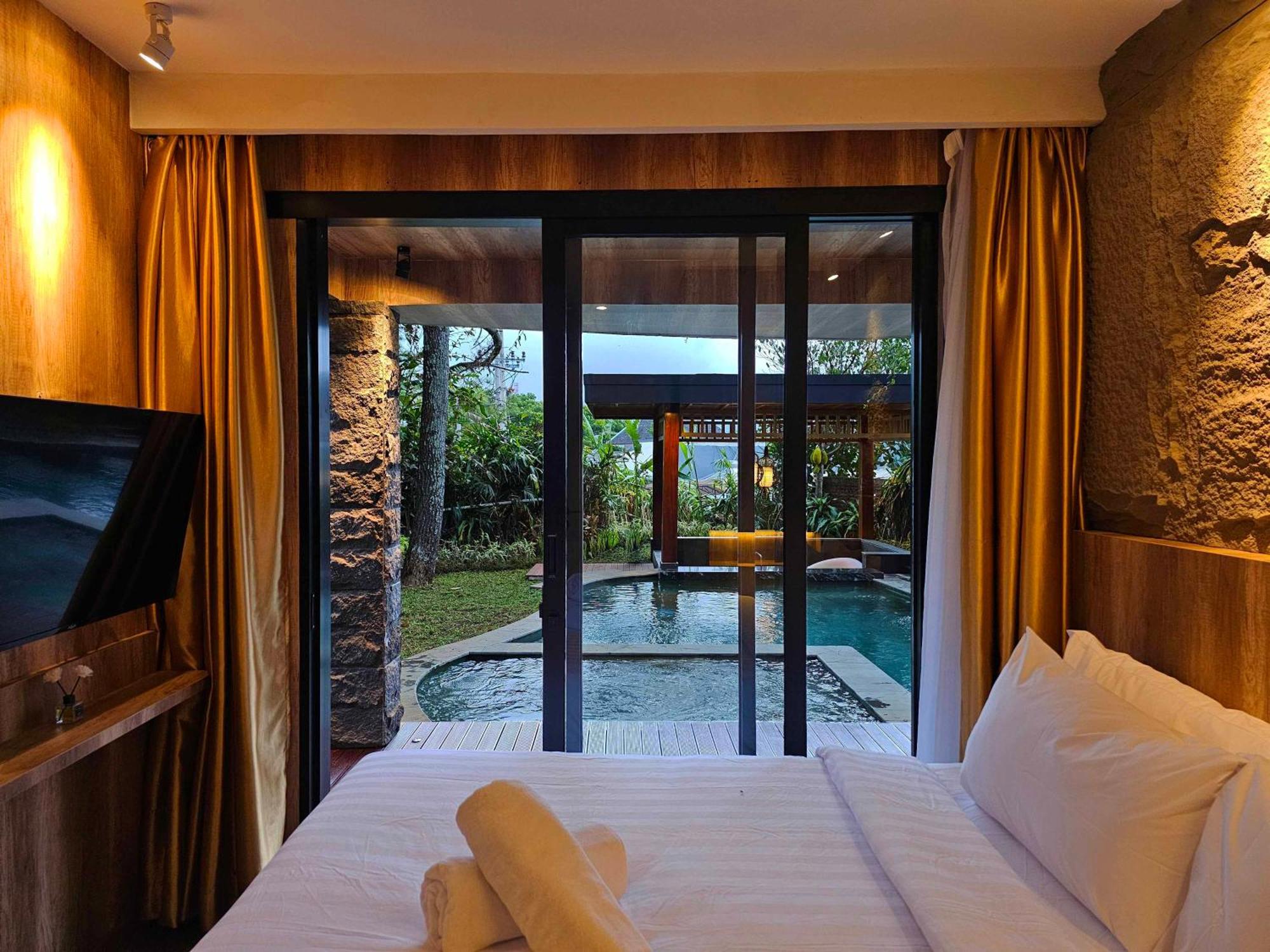 Villa 4-Br Klub Bunga No 4 Batu Malang エクステリア 写真