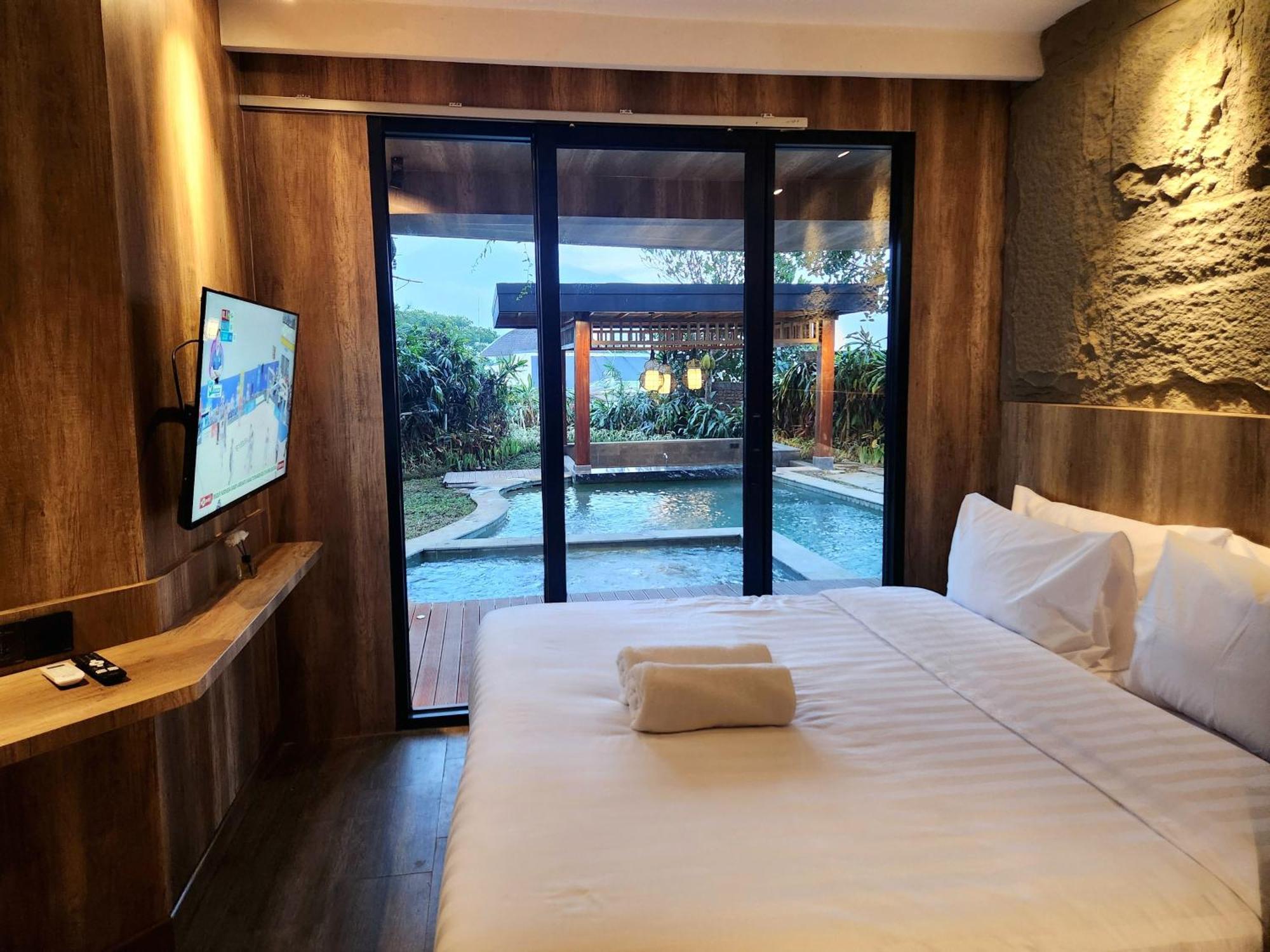 Villa 4-Br Klub Bunga No 4 Batu Malang エクステリア 写真